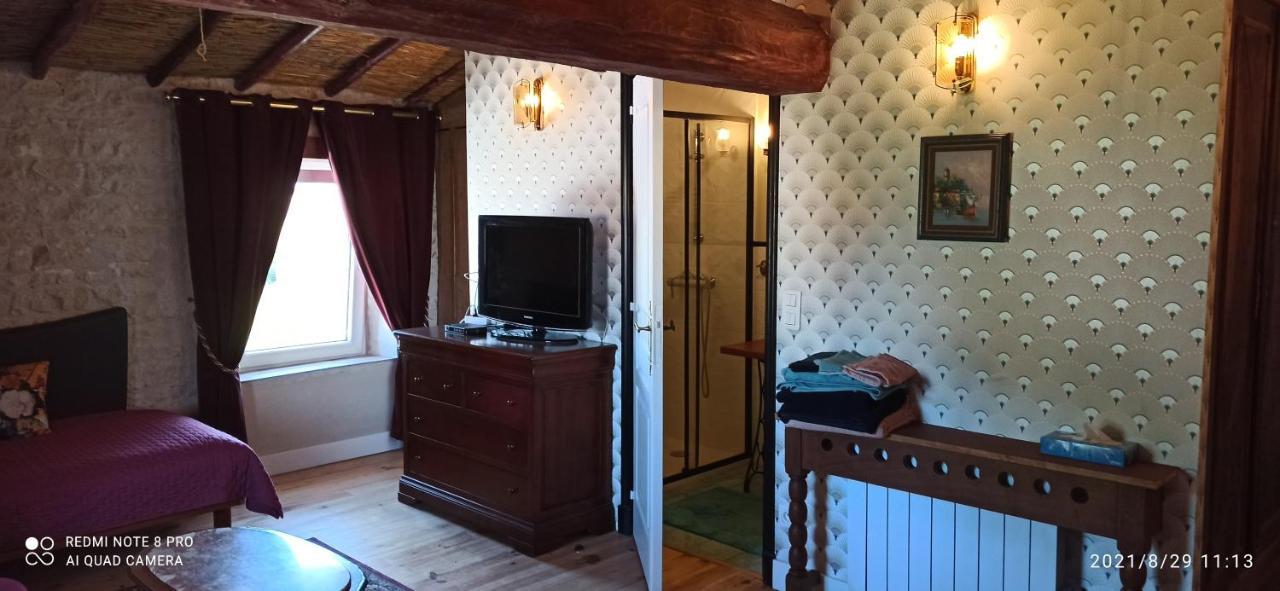 Chez Marek Et Urszula Bed & Breakfast Le Langon Exterior photo