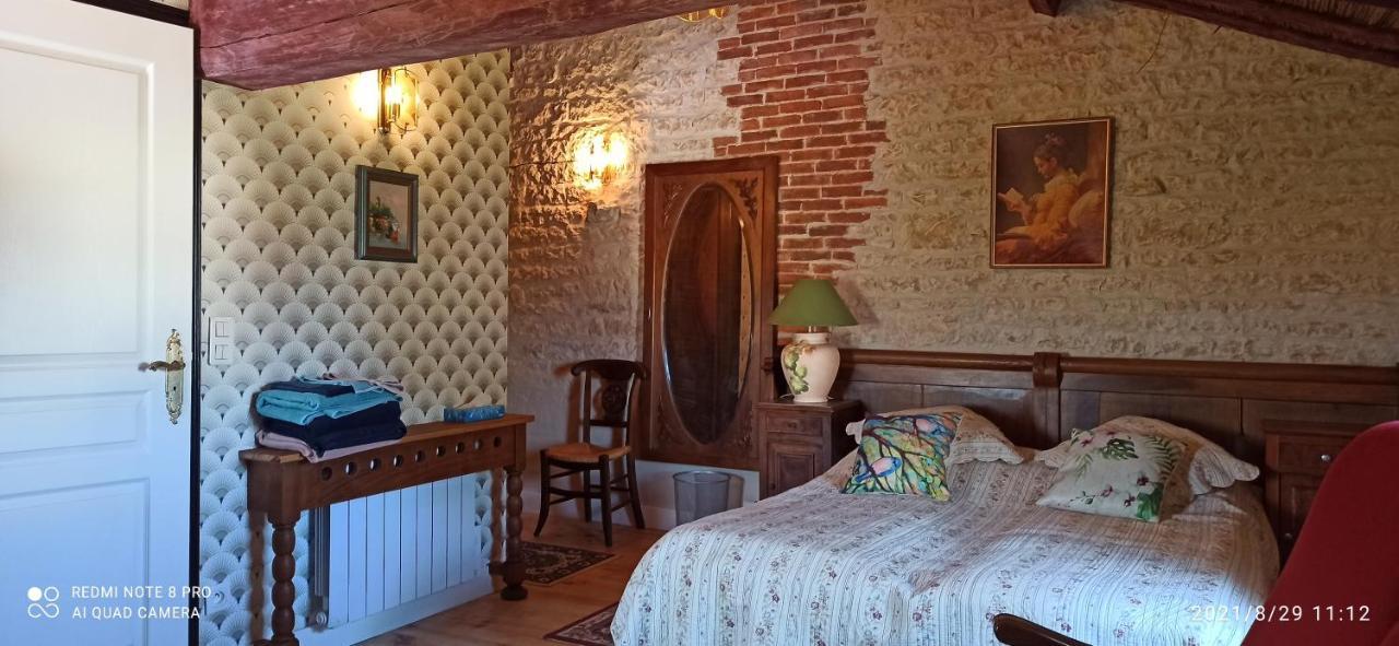 Chez Marek Et Urszula Bed & Breakfast Le Langon Exterior photo