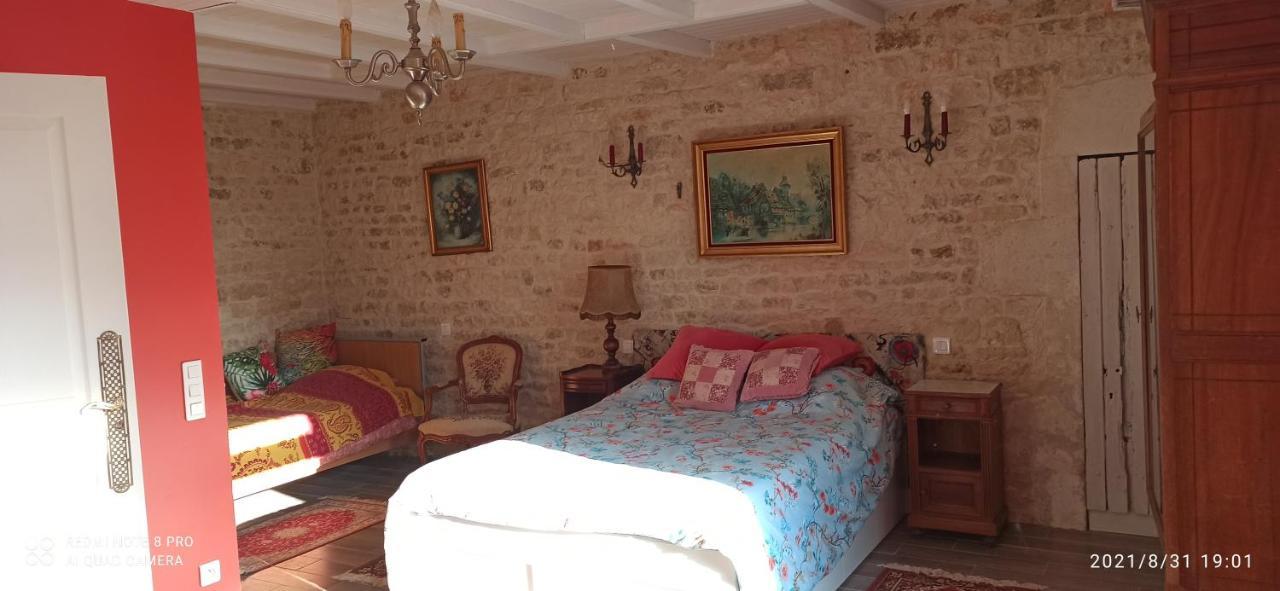 Chez Marek Et Urszula Bed & Breakfast Le Langon Exterior photo